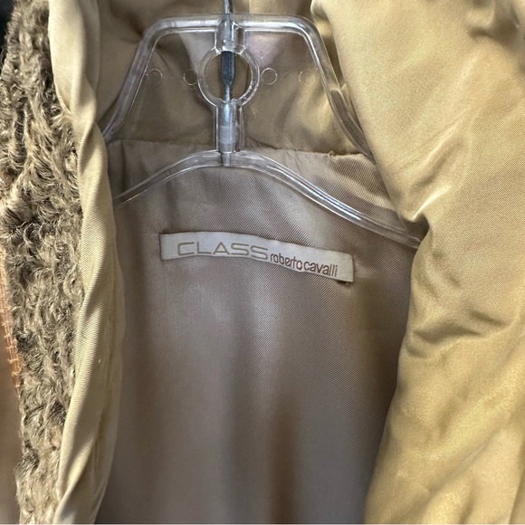 Class Roberto Cavalli Coat with Persian Wool - Picture 13 of 16